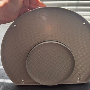 Stow-n-spin spinning organizer/storage tray (like a lazy Susan)